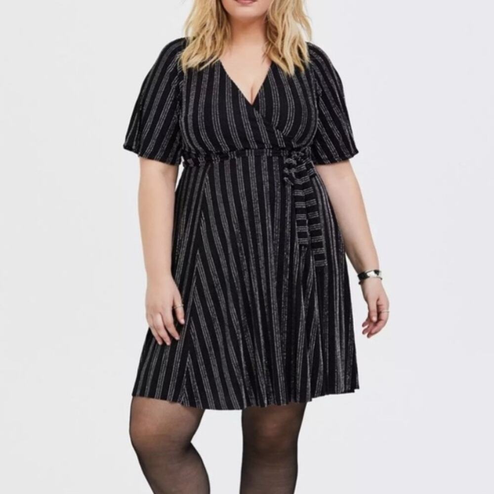 Torrid Black Metallic Lurex Stripe Wrap Dress 4X 12153634